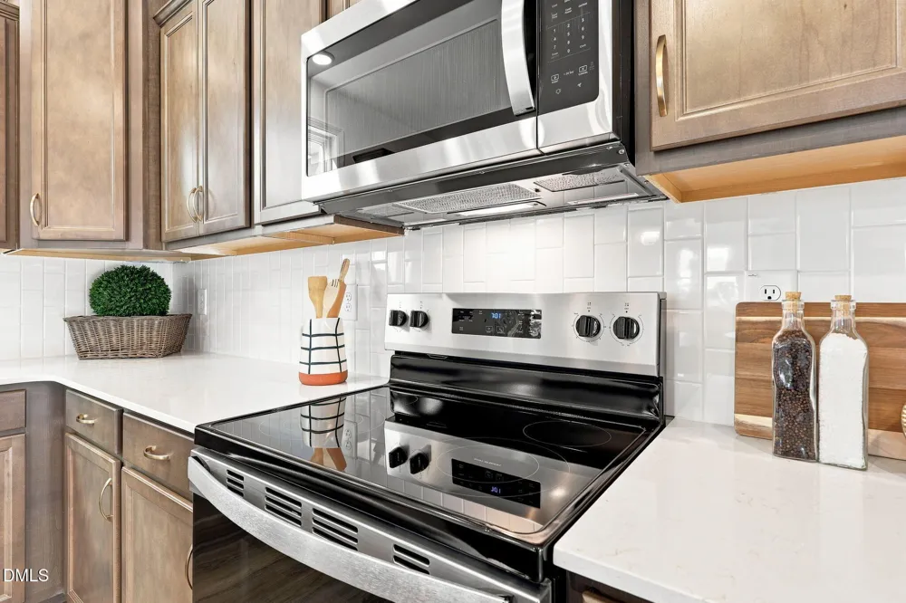 69 White Azalea Way Benson, NC 27504