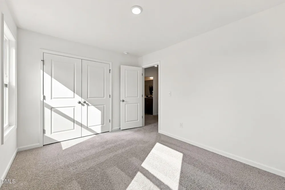 69 White Azalea Way Benson, NC 27504