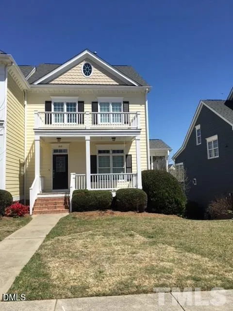 1315 Center Street
