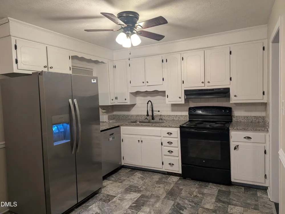 1020 Riverside Circle Spring Lake, NC 28390