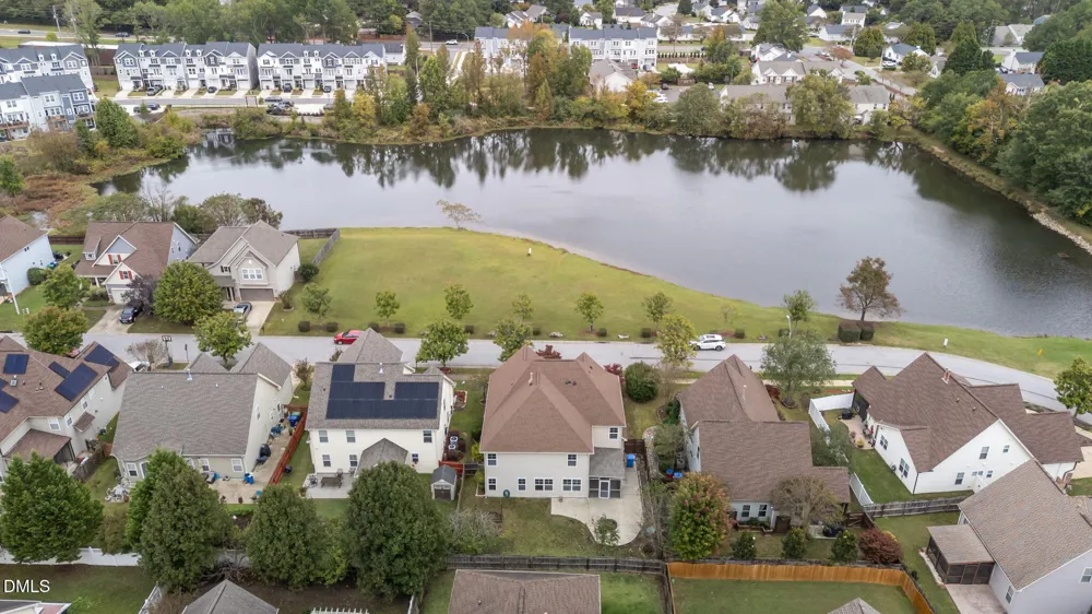 842 New Charleston Drive Fuquay Varina, NC 27526