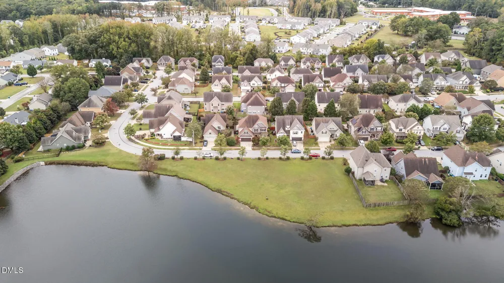 842 New Charleston Drive Fuquay Varina, NC 27526