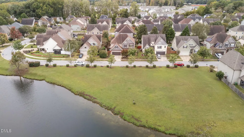 842 New Charleston Drive Fuquay Varina, NC 27526