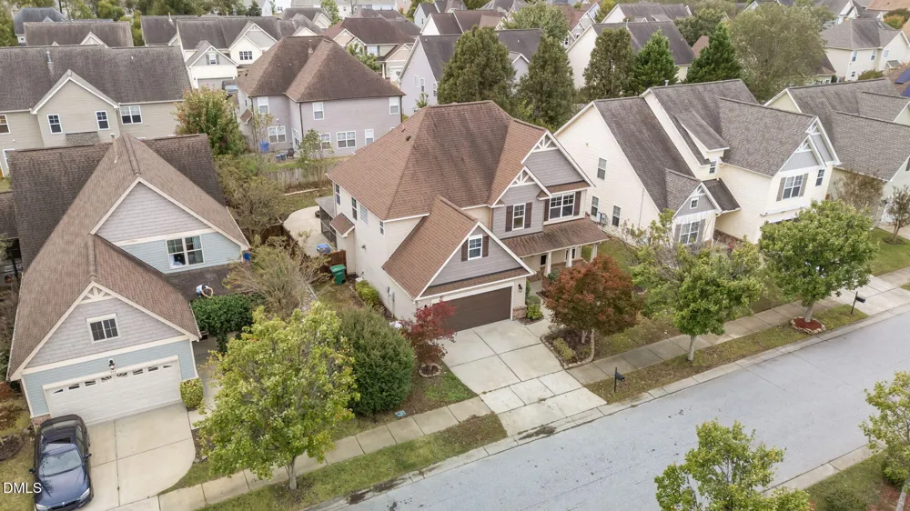 842 New Charleston Drive Fuquay Varina, NC 27526