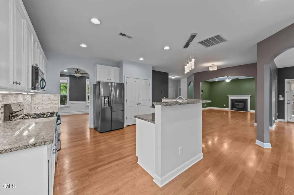 842 New Charleston Drive Fuquay Varina, NC 27526