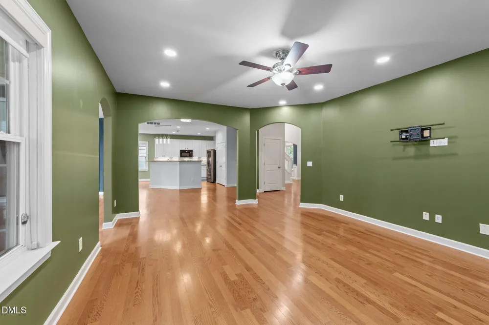 842 New Charleston Drive Fuquay Varina, NC 27526