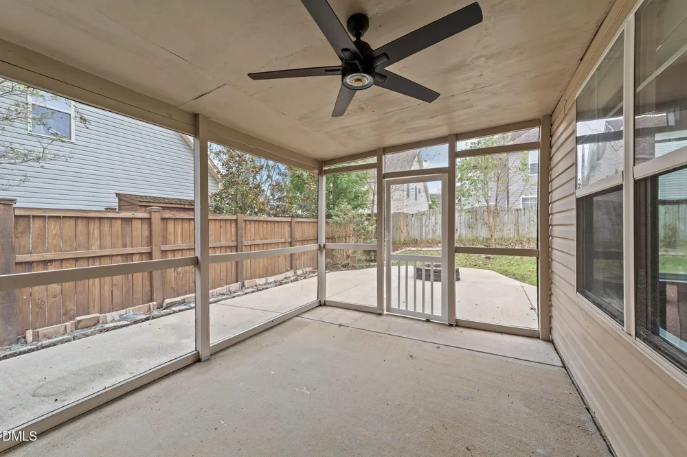 842 New Charleston Drive Fuquay Varina, NC 27526
