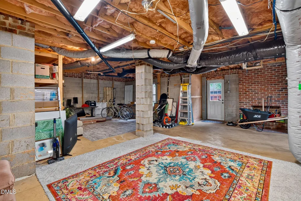 205 Lawrence Road Cary, NC 27511