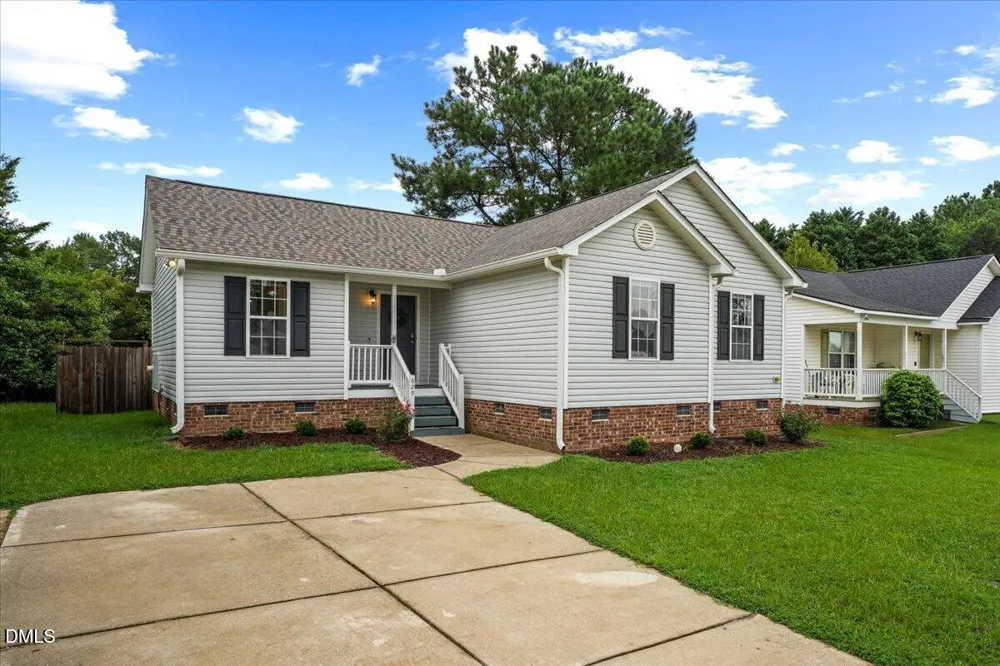 629 Avondale Drive Clayton, NC 27520