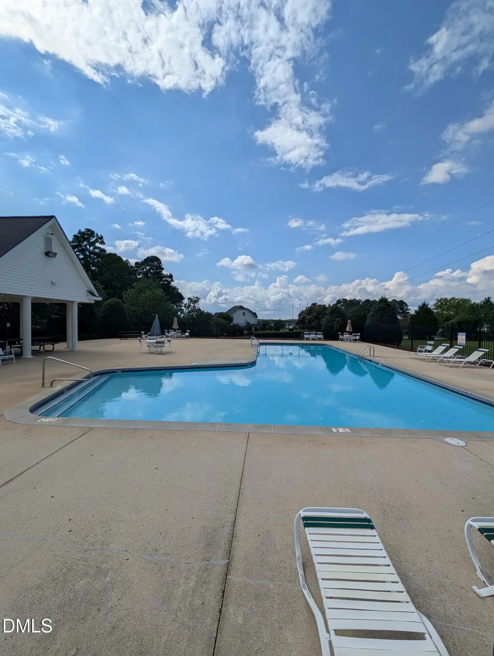 629 Avondale Drive Clayton, NC 27520