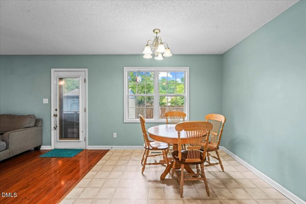 629 Avondale Drive Clayton, NC 27520