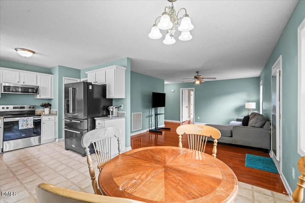 629 Avondale Drive Clayton, NC 27520