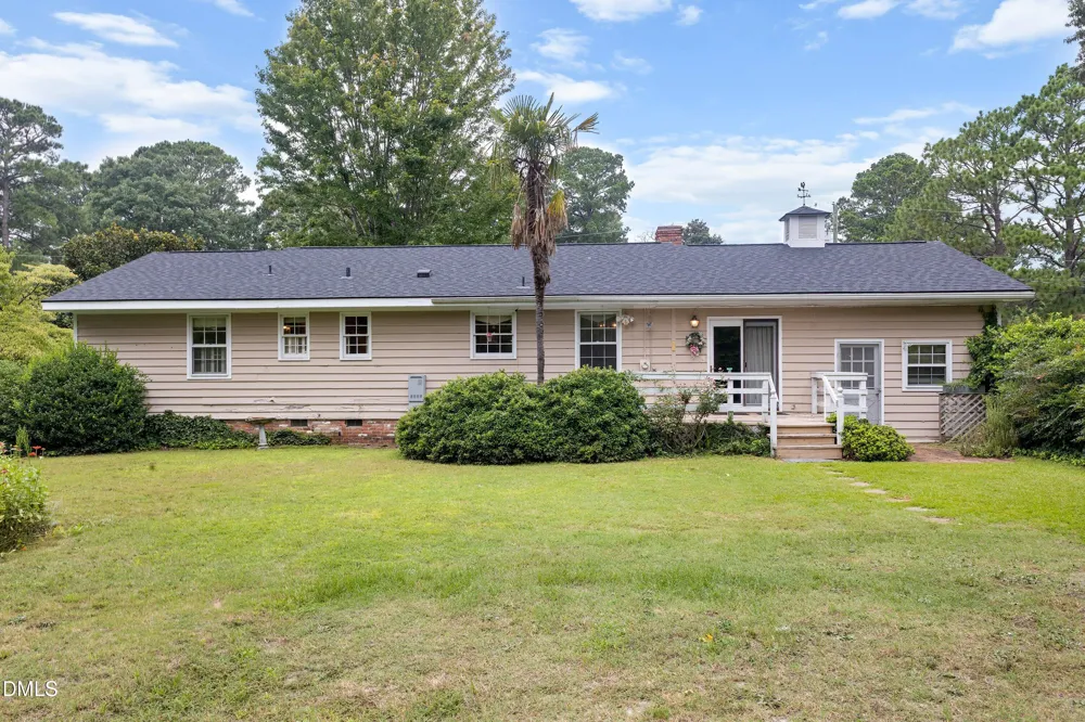 1101 S Walnut Drive Smithfield, NC 27577