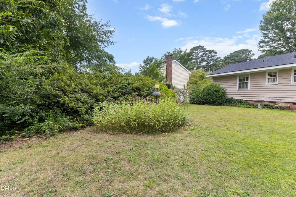 1101 S Walnut Drive Smithfield, NC 27577