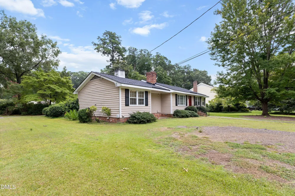 1101 S Walnut Drive Smithfield, NC 27577