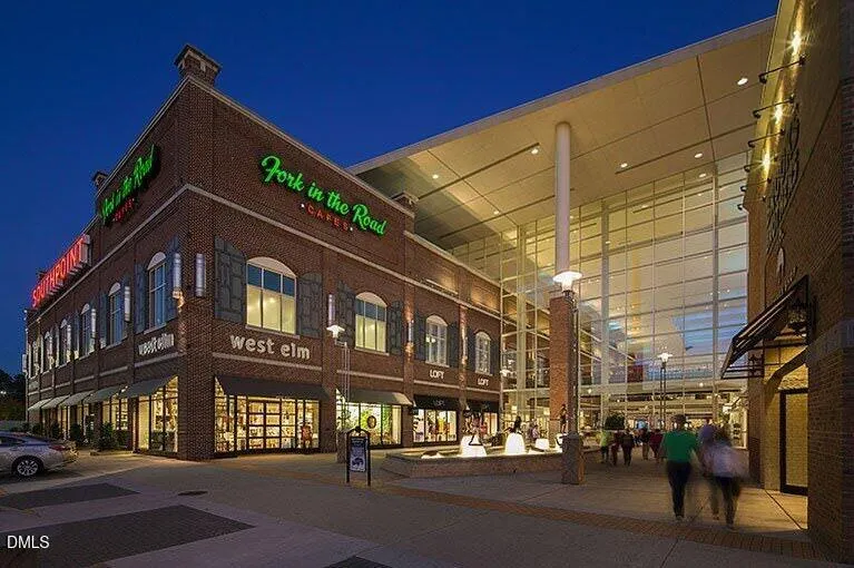 1057 Zelkova Lane Chapel Hill, NC 27517
