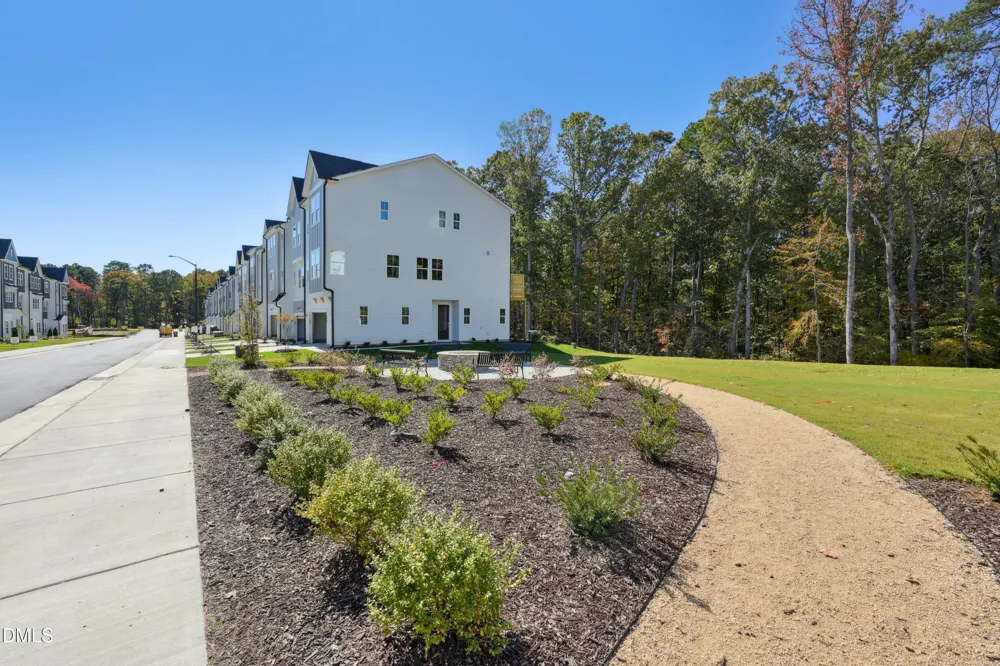 1057 Zelkova Lane Chapel Hill, NC 27517