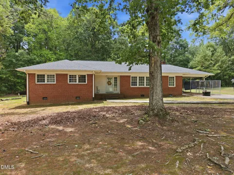 2136 Mountain Creek Road