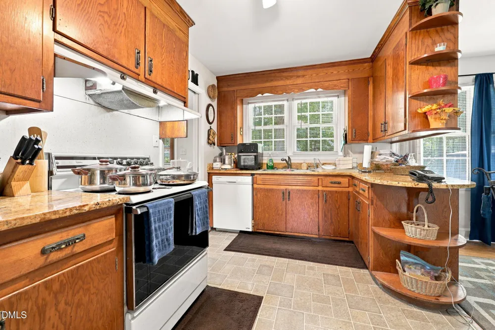 2136 Mountain Creek Road Oxford, NC 27565