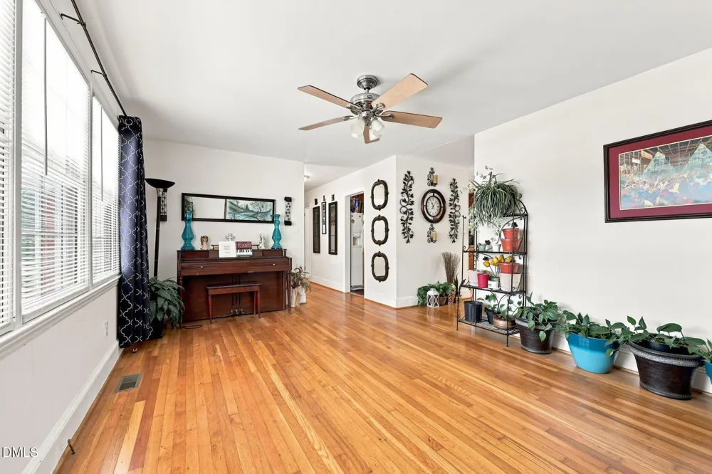 2136 Mountain Creek Road Oxford, NC 27565