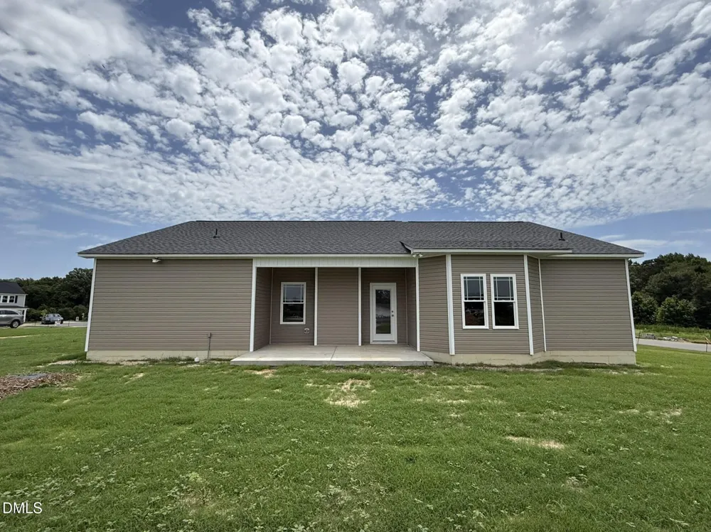 53 Finch Lane Four Oaks, NC 27524