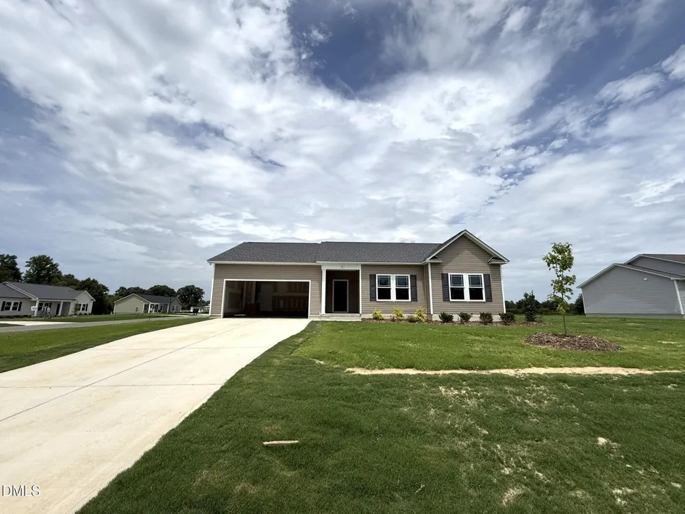 53 Finch Lane Four Oaks, NC 27524