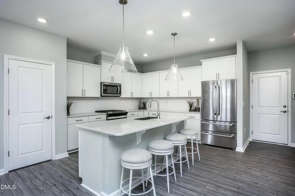 171 Glenmore Gardens Road Raleigh, NC 27603