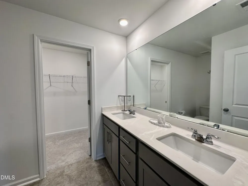 685 Mirkwood Avenue Apex, NC 27523