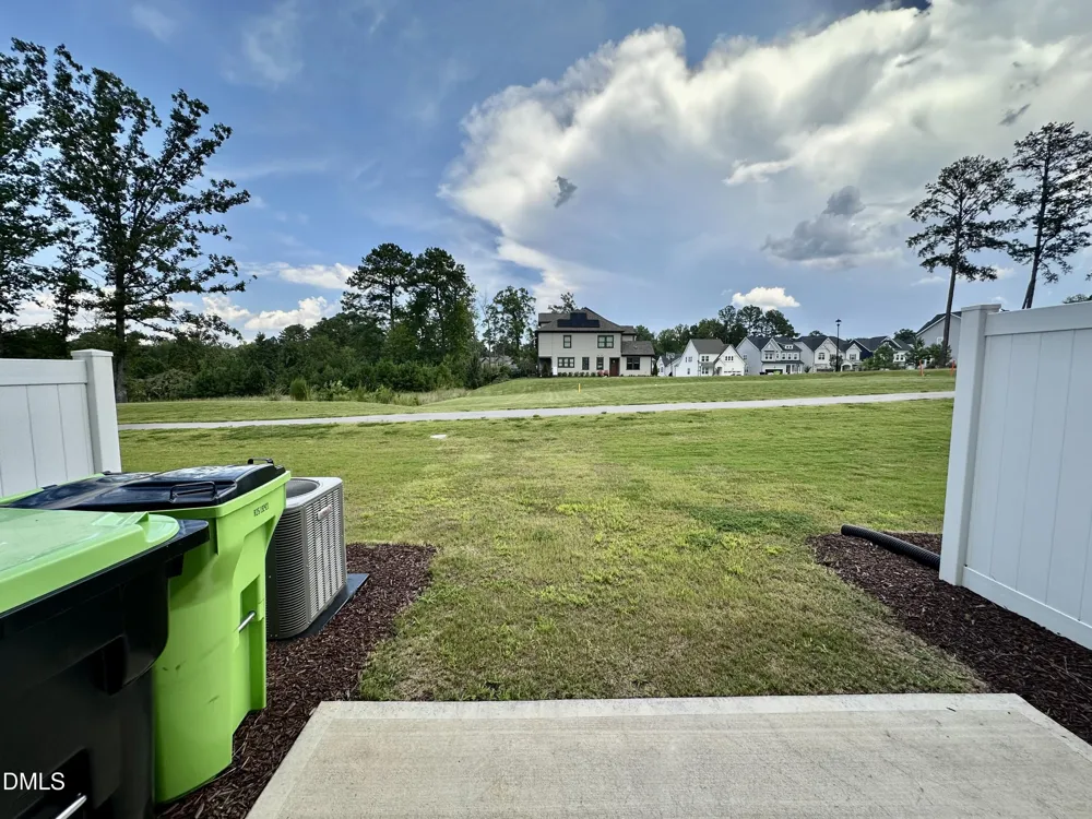 685 Mirkwood Avenue Apex, NC 27523