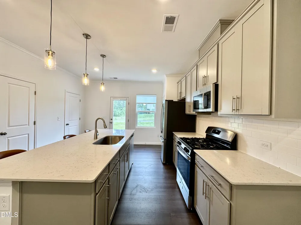 685 Mirkwood Avenue Apex, NC 27523