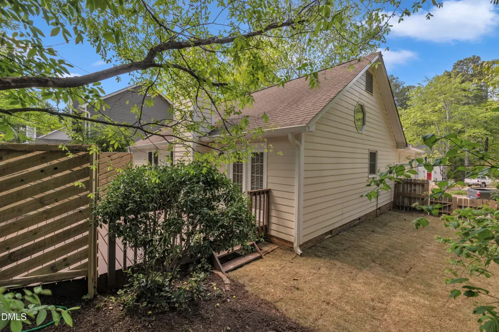 106 London Plain Court Cary, NC 27513