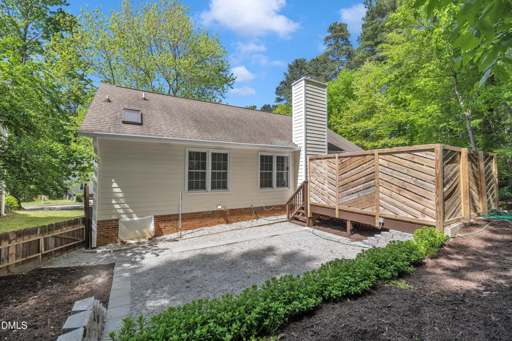 106 London Plain Court Cary, NC 27513
