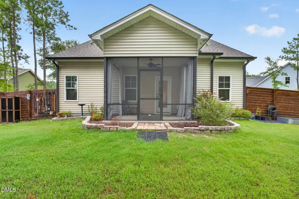 102 Spumante Court Princeton, NC 27569