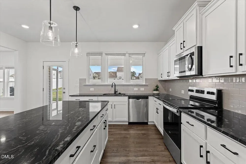 105 S Mule Way Benson, NC 27504