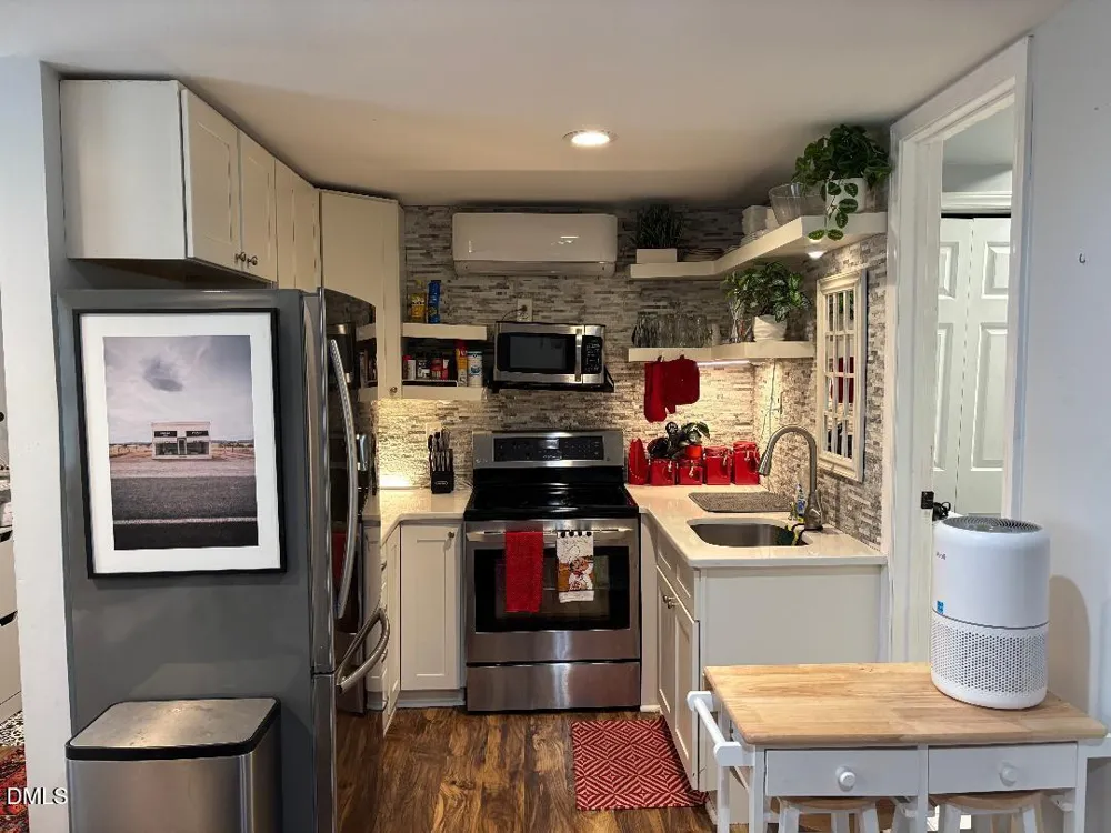 1204 Belhaven Road Cary, NC 27513