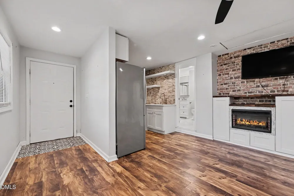 1204 Belhaven Road Cary, NC 27513