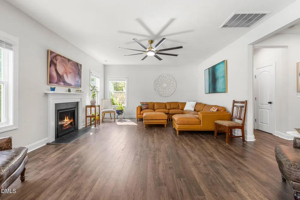 9021 River Hawk Lndg Willow Springs, NC 27592