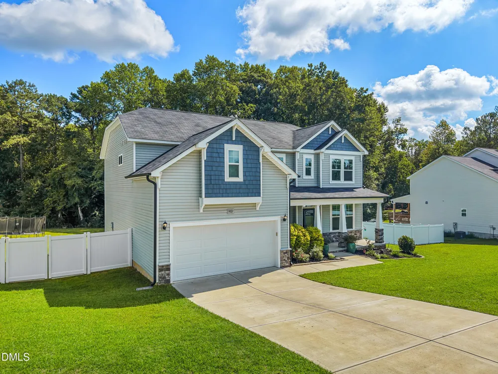 9021 River Hawk Lndg Willow Springs, NC 27592