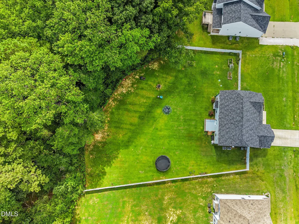 9021 River Hawk Lndg Willow Springs, NC 27592