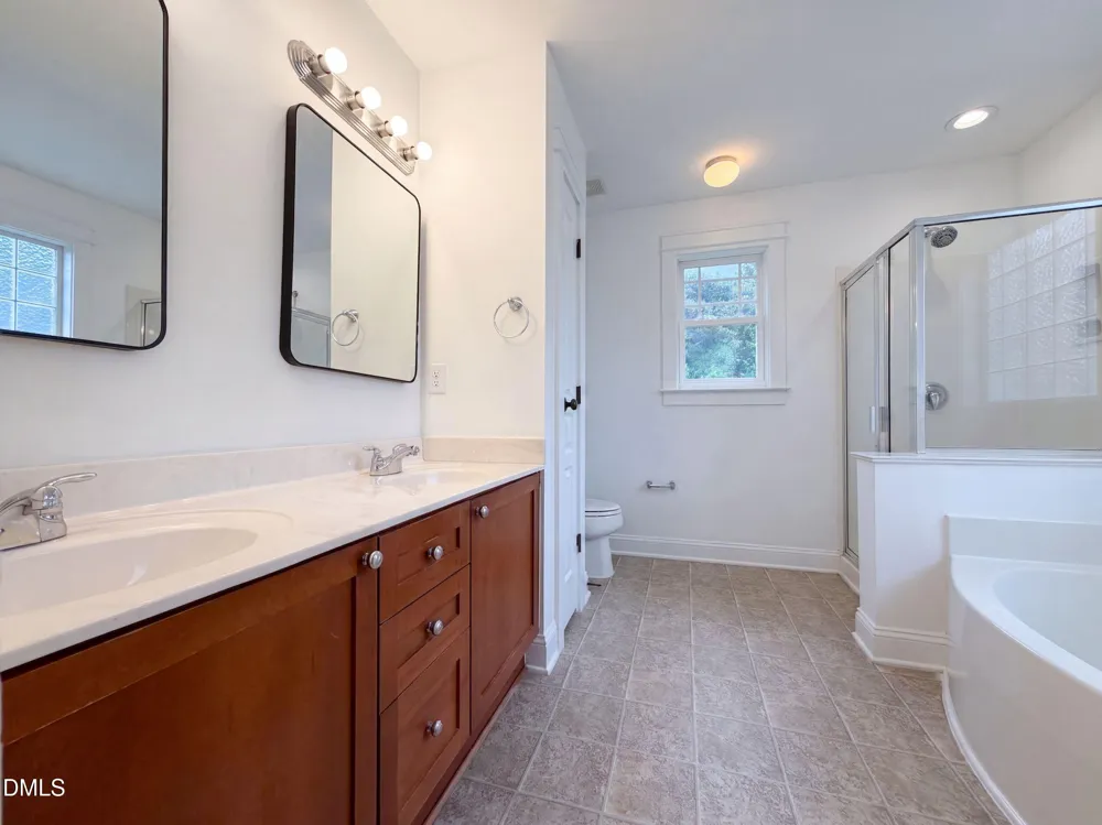 352 Collinsworth Drive Clayton, NC 27527