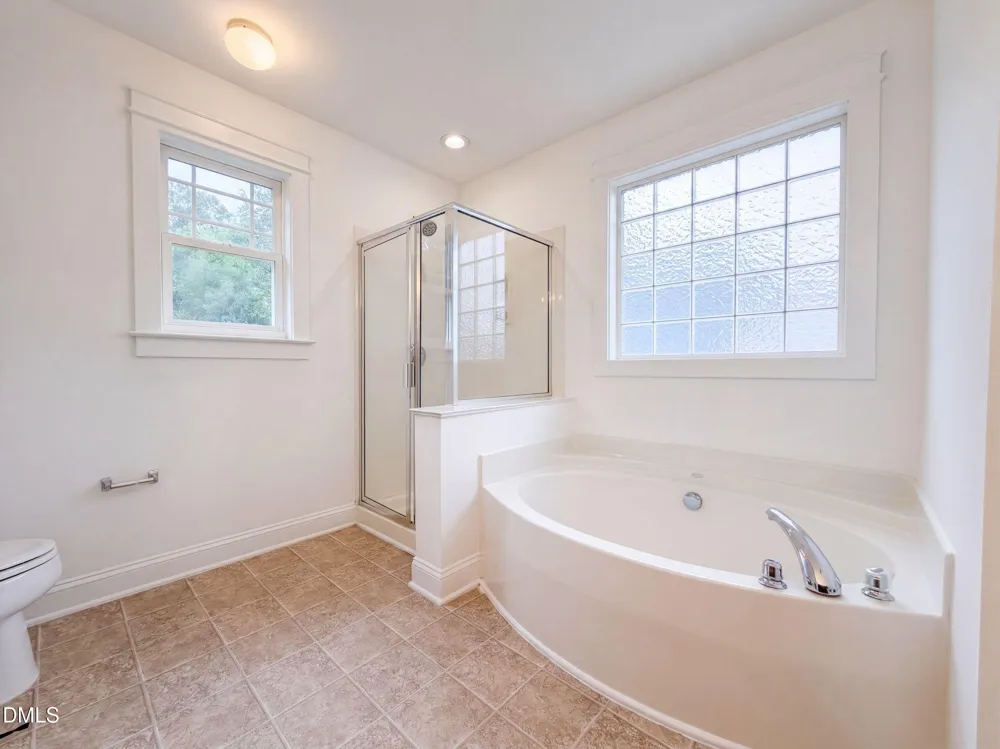 352 Collinsworth Drive Clayton, NC 27527