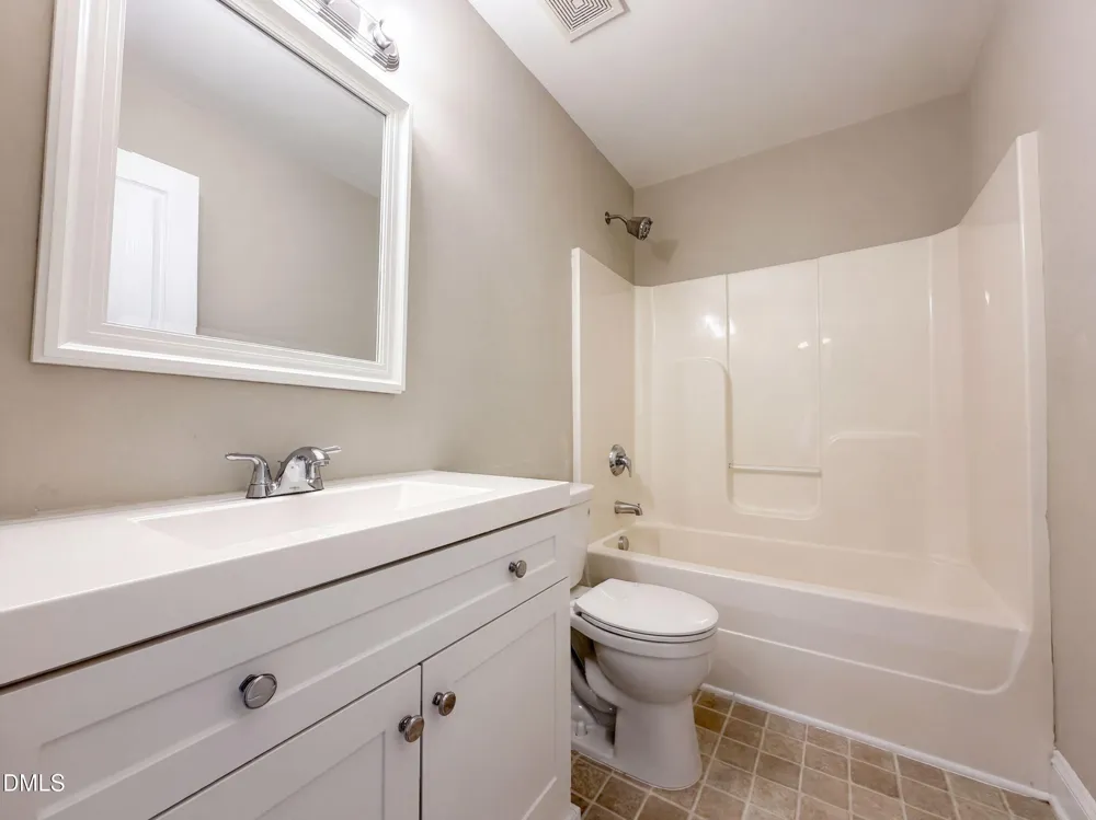 352 Collinsworth Drive Clayton, NC 27527