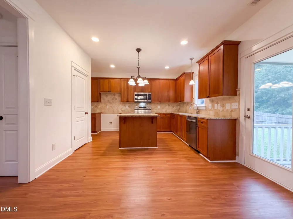 352 Collinsworth Drive Clayton, NC 27527