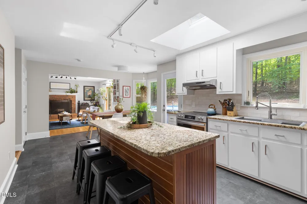 3219 Seven Springs Road Hillsborough, NC 27278
