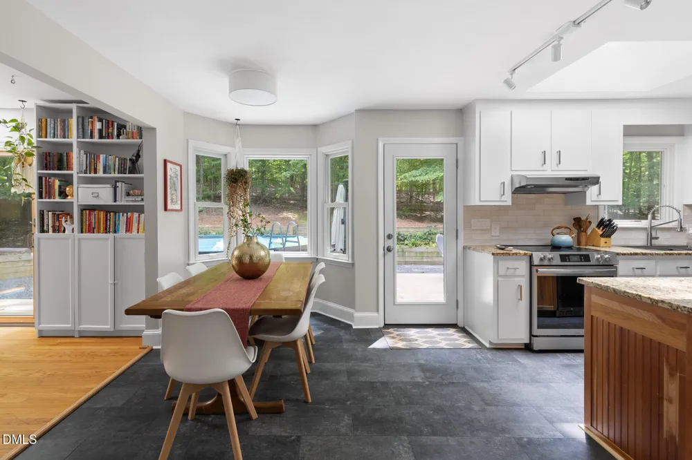 3219 Seven Springs Road Hillsborough, NC 27278