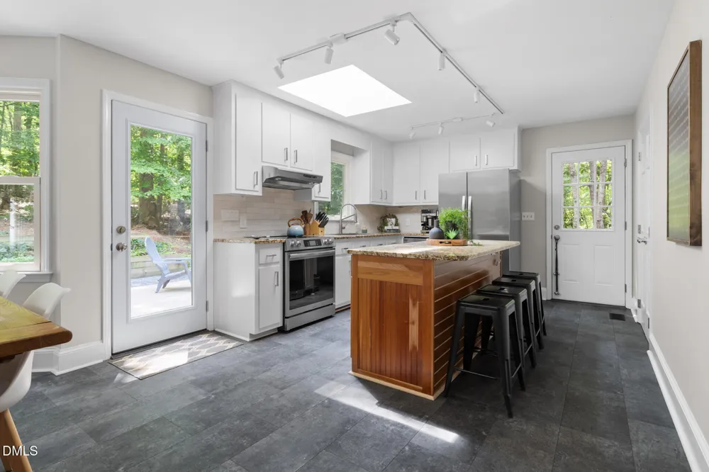 3219 Seven Springs Road Hillsborough, NC 27278