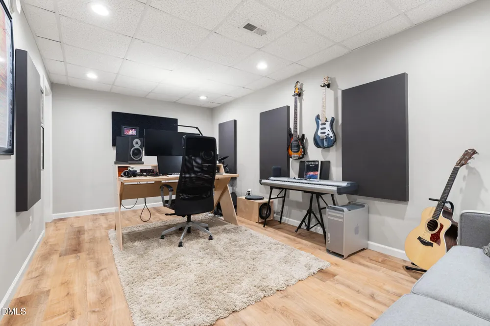 3219 Seven Springs Road Hillsborough, NC 27278