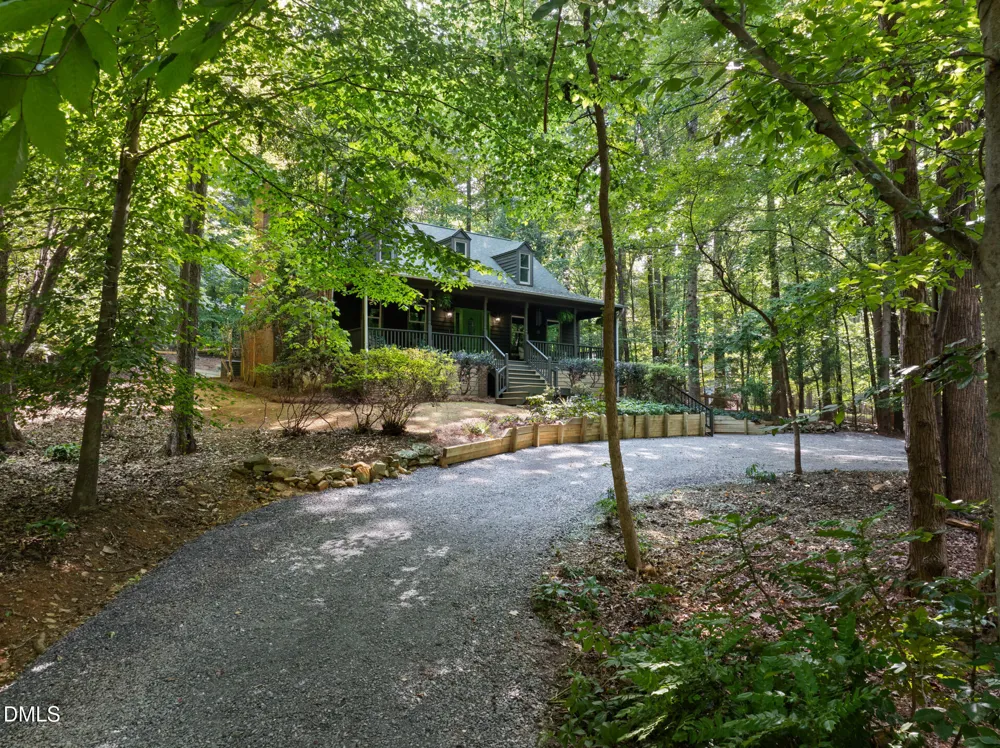 3219 Seven Springs Road Hillsborough, NC 27278