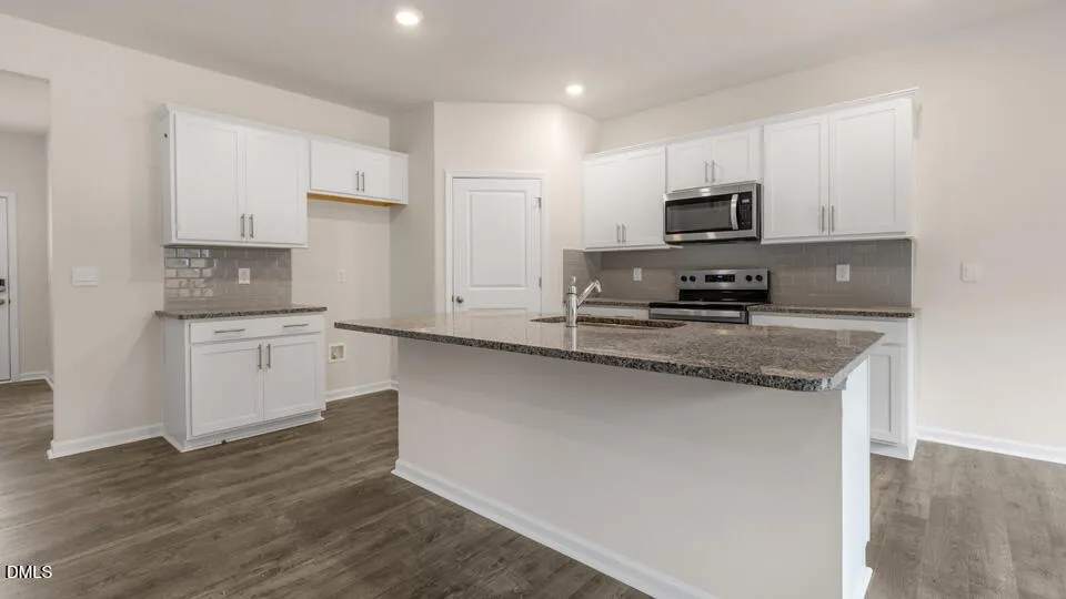 23 Cheyenne Drive Clayton, NC 27520