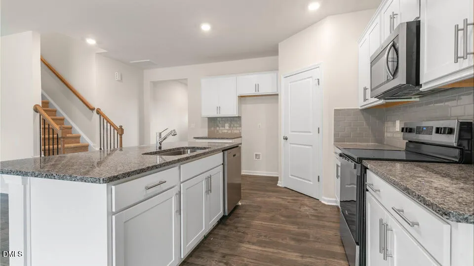 23 Cheyenne Drive Clayton, NC 27520